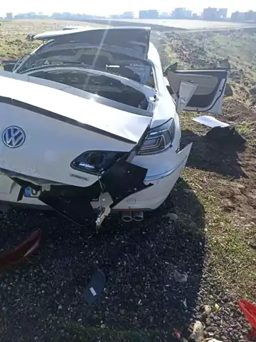 Otomobilde Gaz Tüpü Patlaması: 2 Yaralı