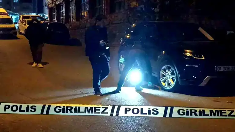 Batman'da Park Halindeki Araç Kurşunlandı